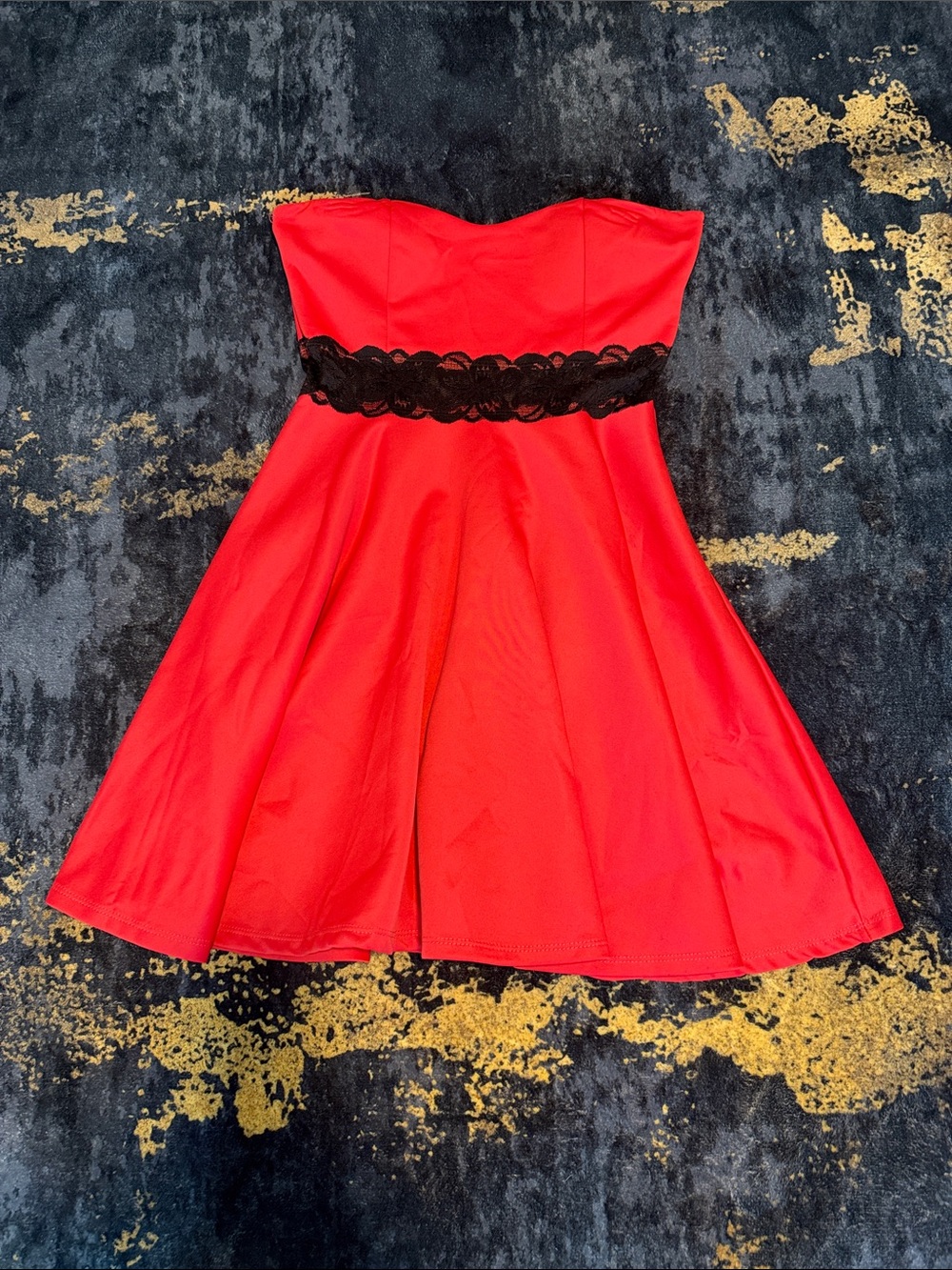 Source Unknown Strapless pink Dress with Black Lace Waistband